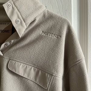 For ever 21 beige Pantone cropped sweater